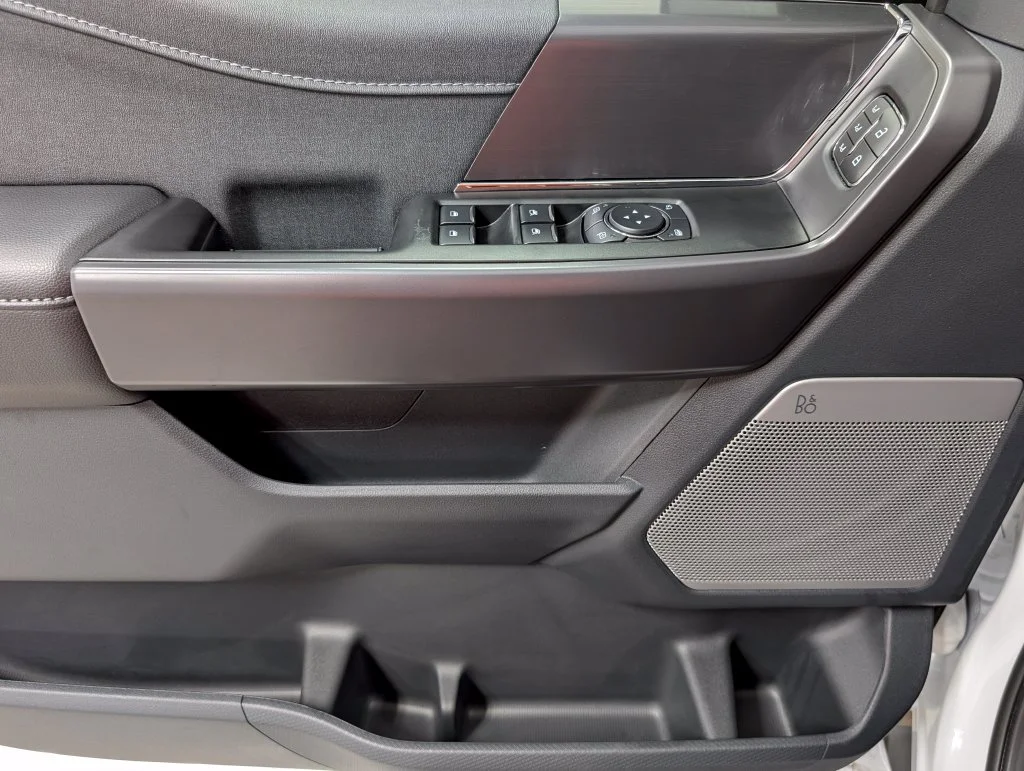 New 2026 Oxford White Ford Lariat® image 15