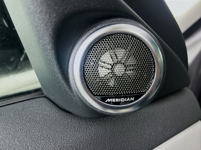 New 2026 Gray Land Rover Dynamic image 21