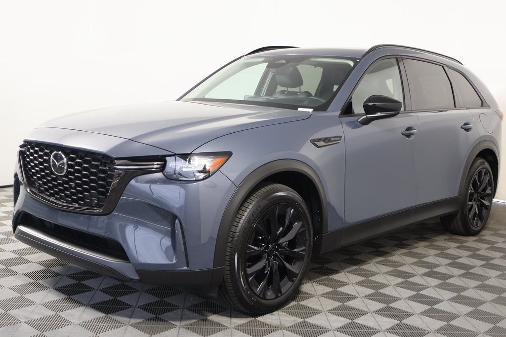 2026 Mazda CX-90 PHEV Premium Package's photo