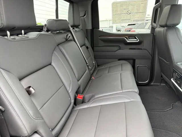 2026 GMC Sierra 1500 SLT - Photo 23