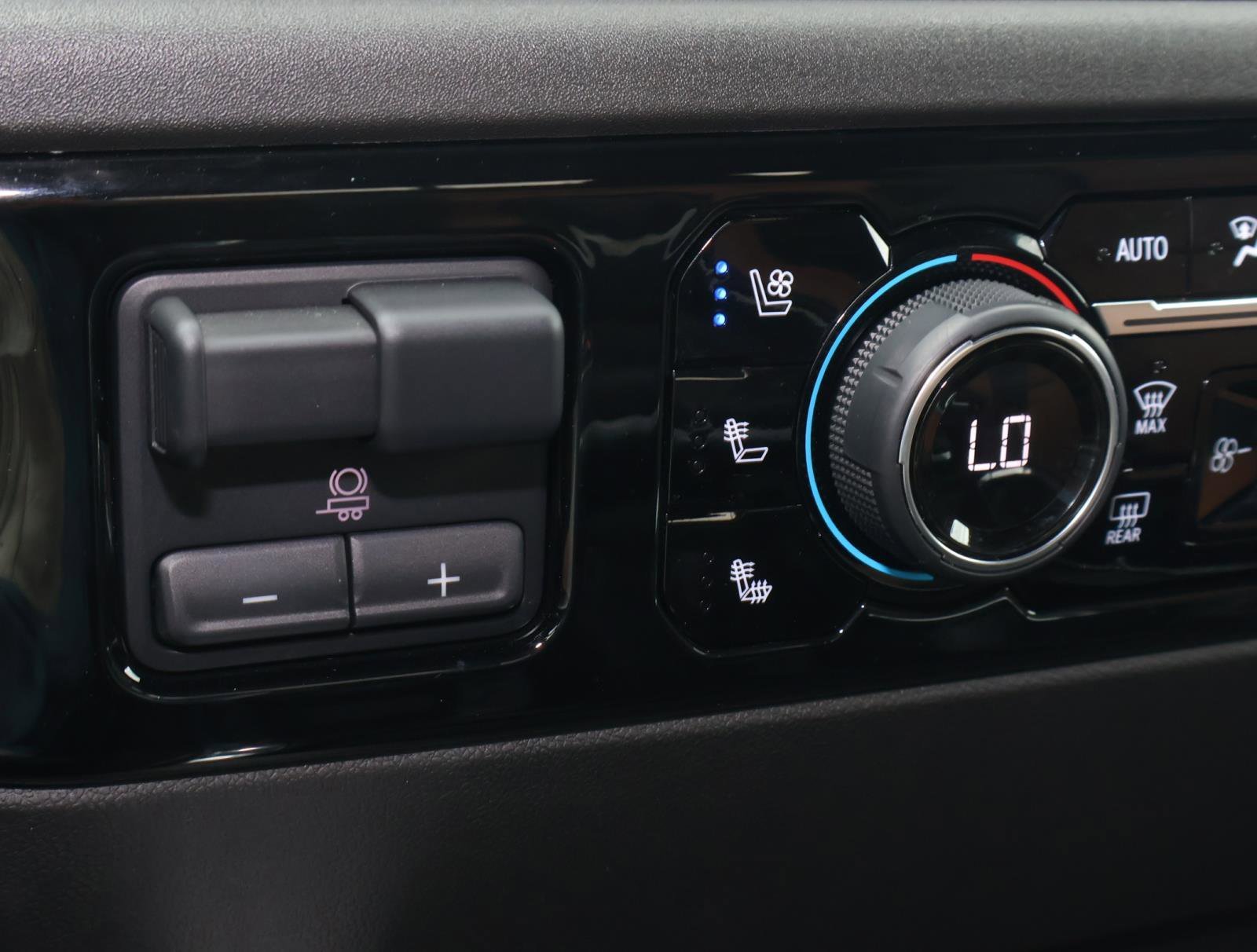 Used 2024 Lakeshore Blue Metallic Chevrolet High Country image 28