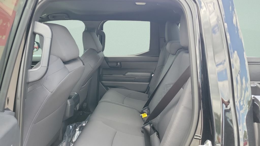 2026 Toyota Tacoma SR5 - Photo 10
