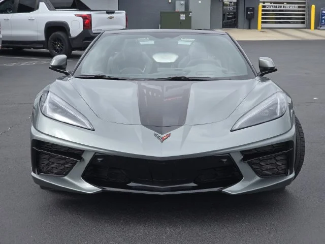 Used 2023 Hypersonic Gray Metallic Chevrolet 3LT image 2