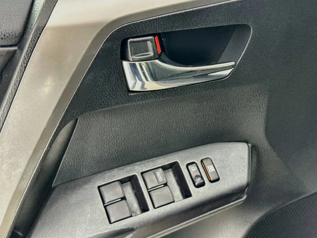 Used 2017 Gray Toyota XLE image 20