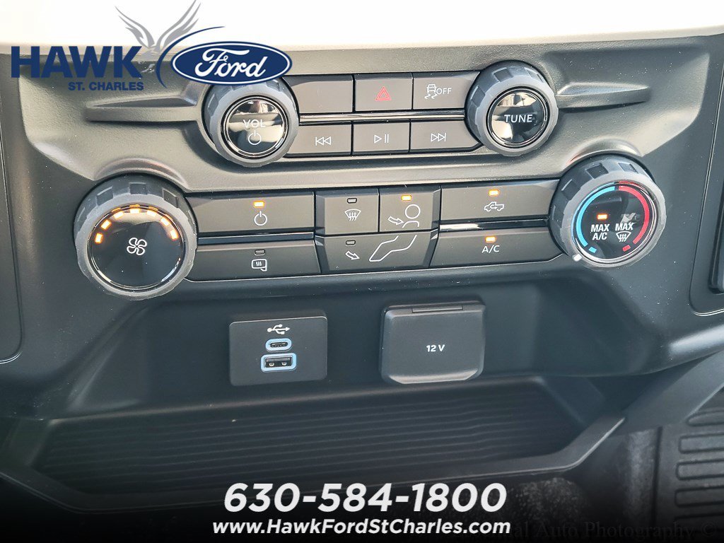 New 2026 Oxford White Ford F-450® XL image 13