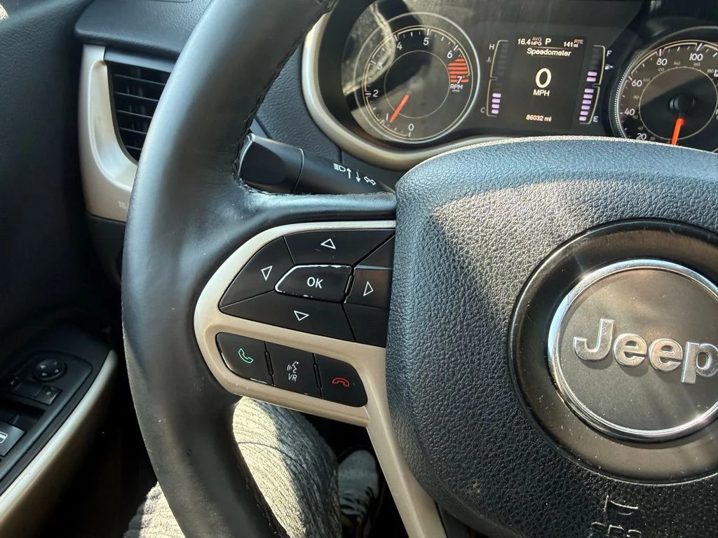 Used 2017 Red Jeep Latitude image 15