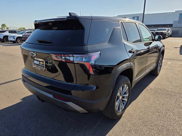 New 2027 Mosaic Black Metallic Chevrolet LT image 4