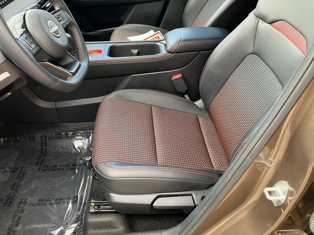 Used 2026 Brown Nissan SR image 7