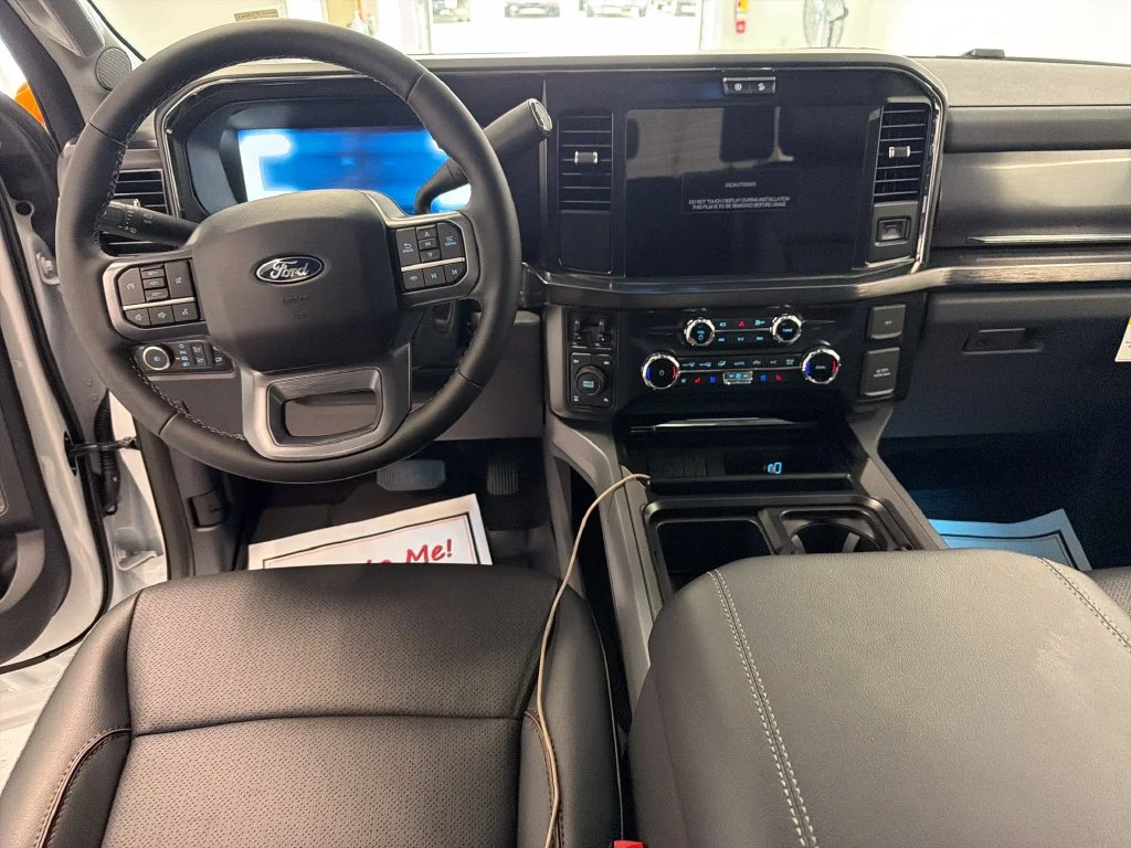 New 2027 White Ford Lariat image 14
