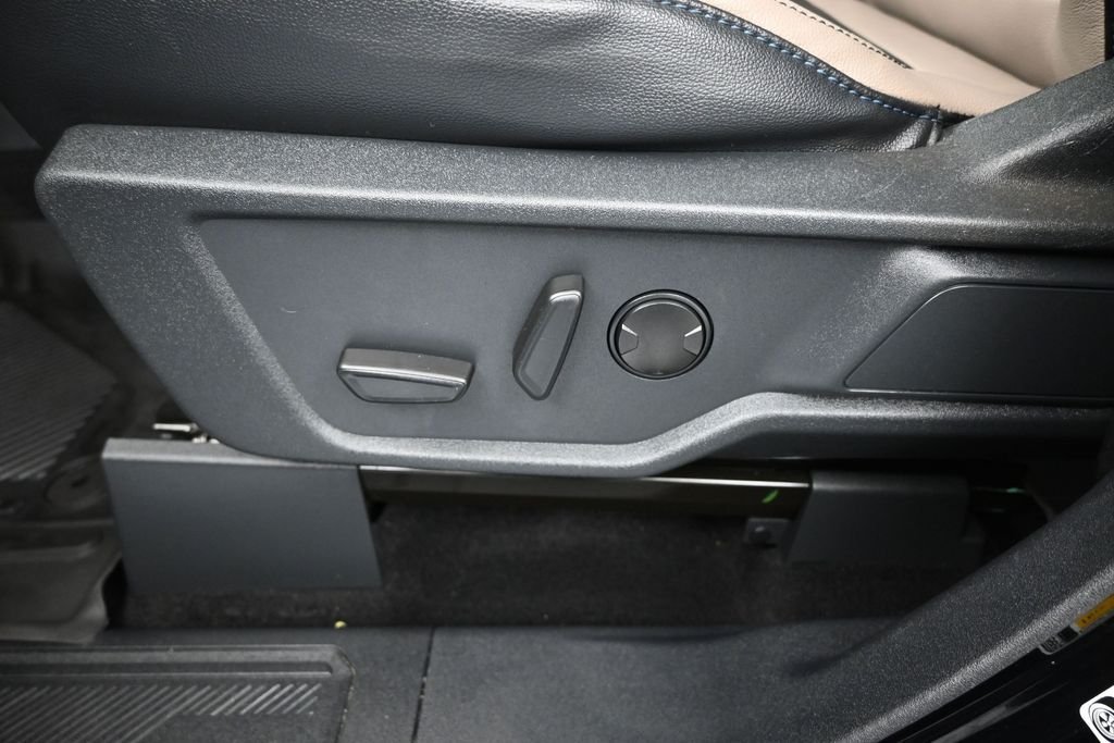 Certified Used 2022 Black Ford Wildtrak image 16