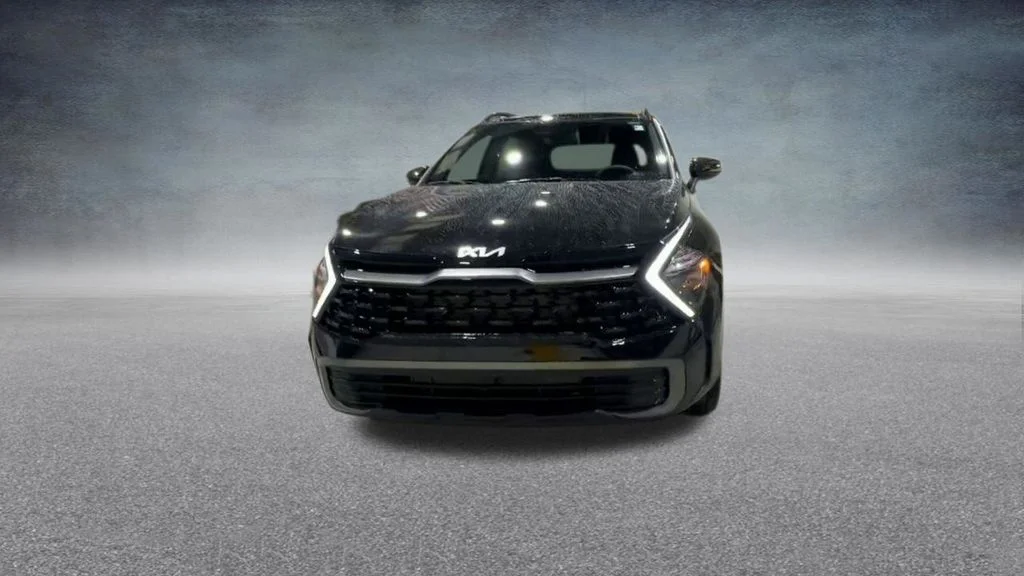 Used 2023 Black Kia X-Line image 7