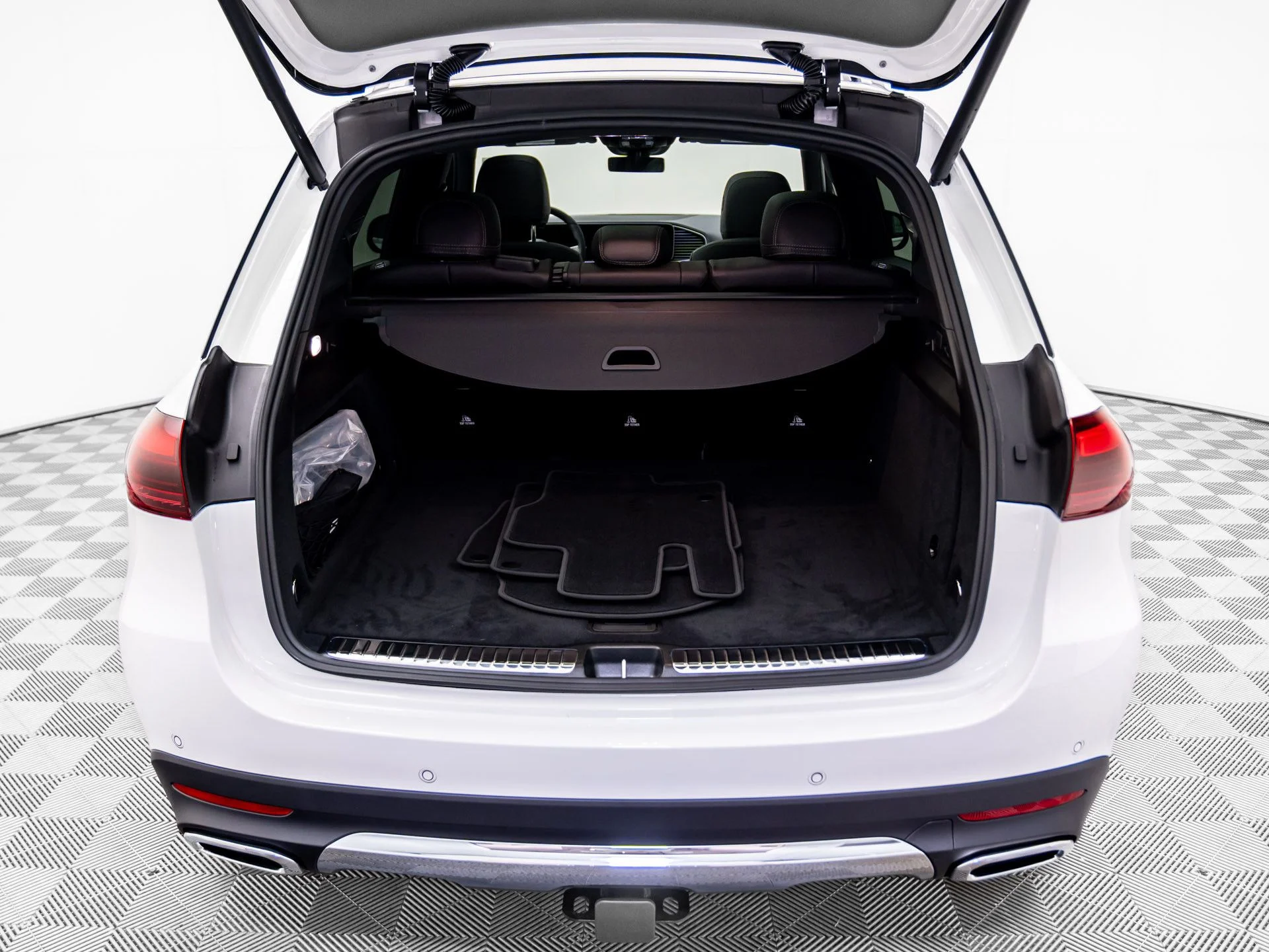 New 2026 White Mercedes-Benz GLE 350 image 31