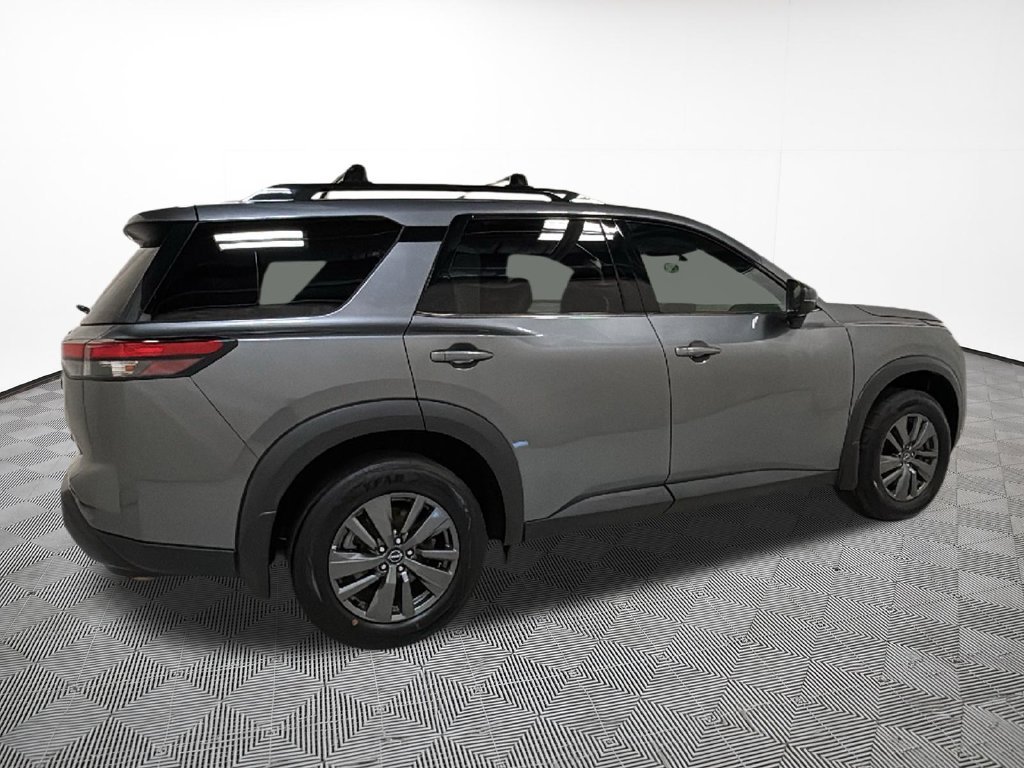 Used 2024 Gray Nissan SV image 9