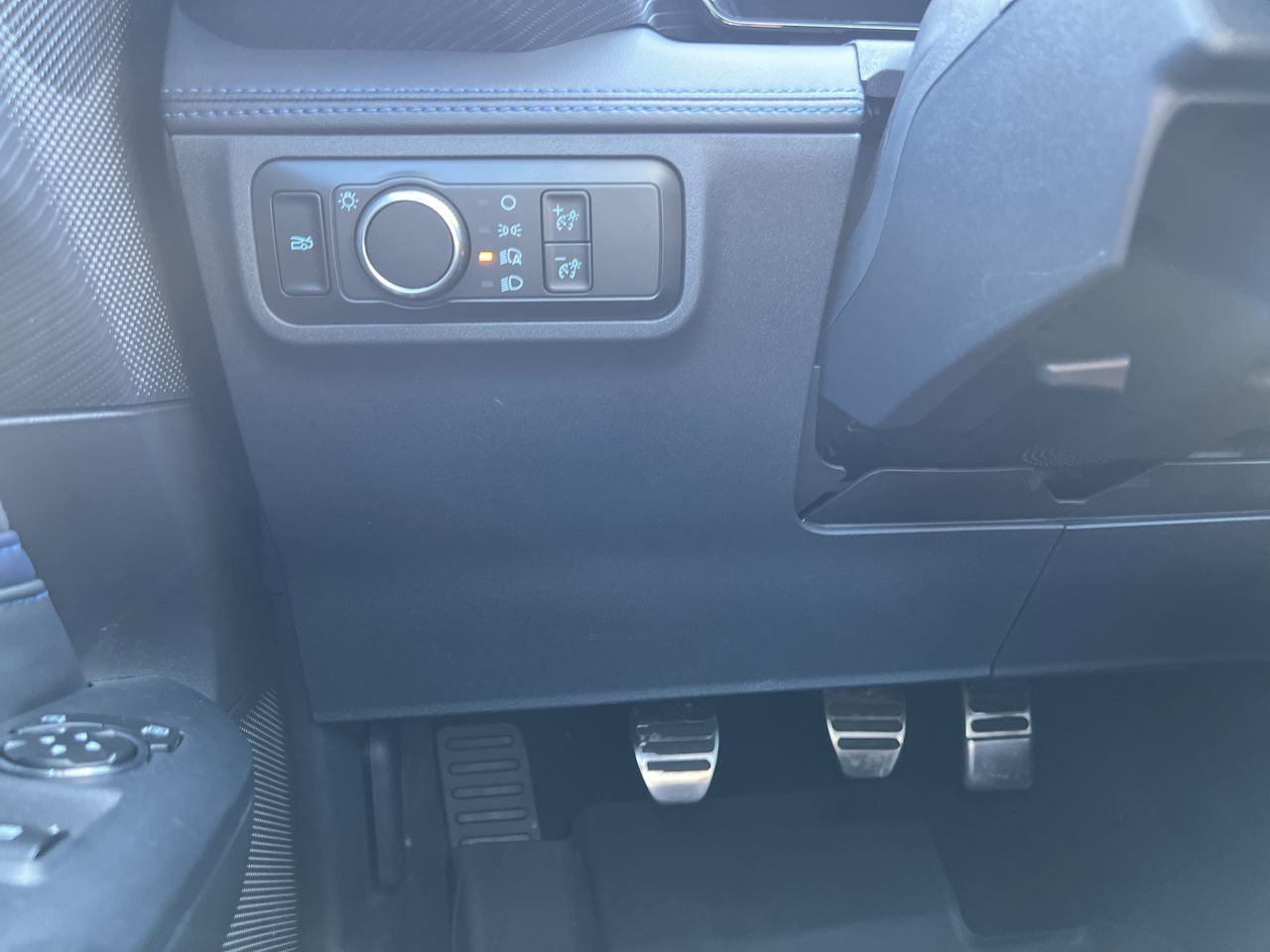 Used 2025 Blue Ember Metallic Ford Dark Horse image 18