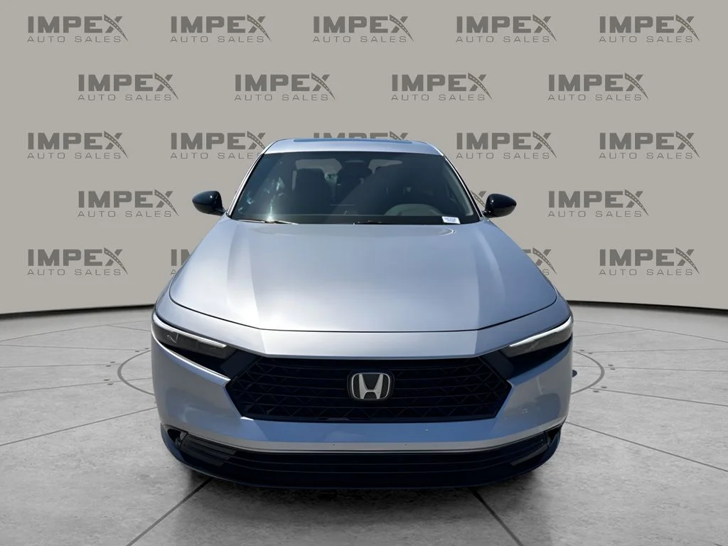 Used 2025 Silver Honda Sport-L image 8