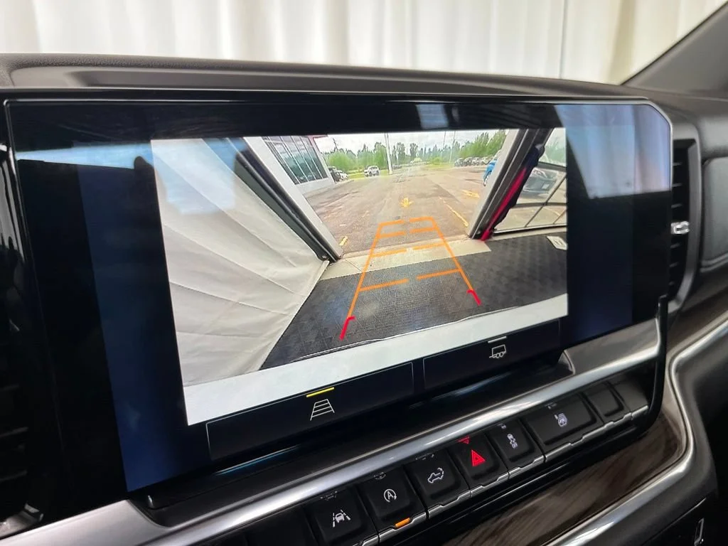 Used 2023 Summit White Chevrolet RST image 12