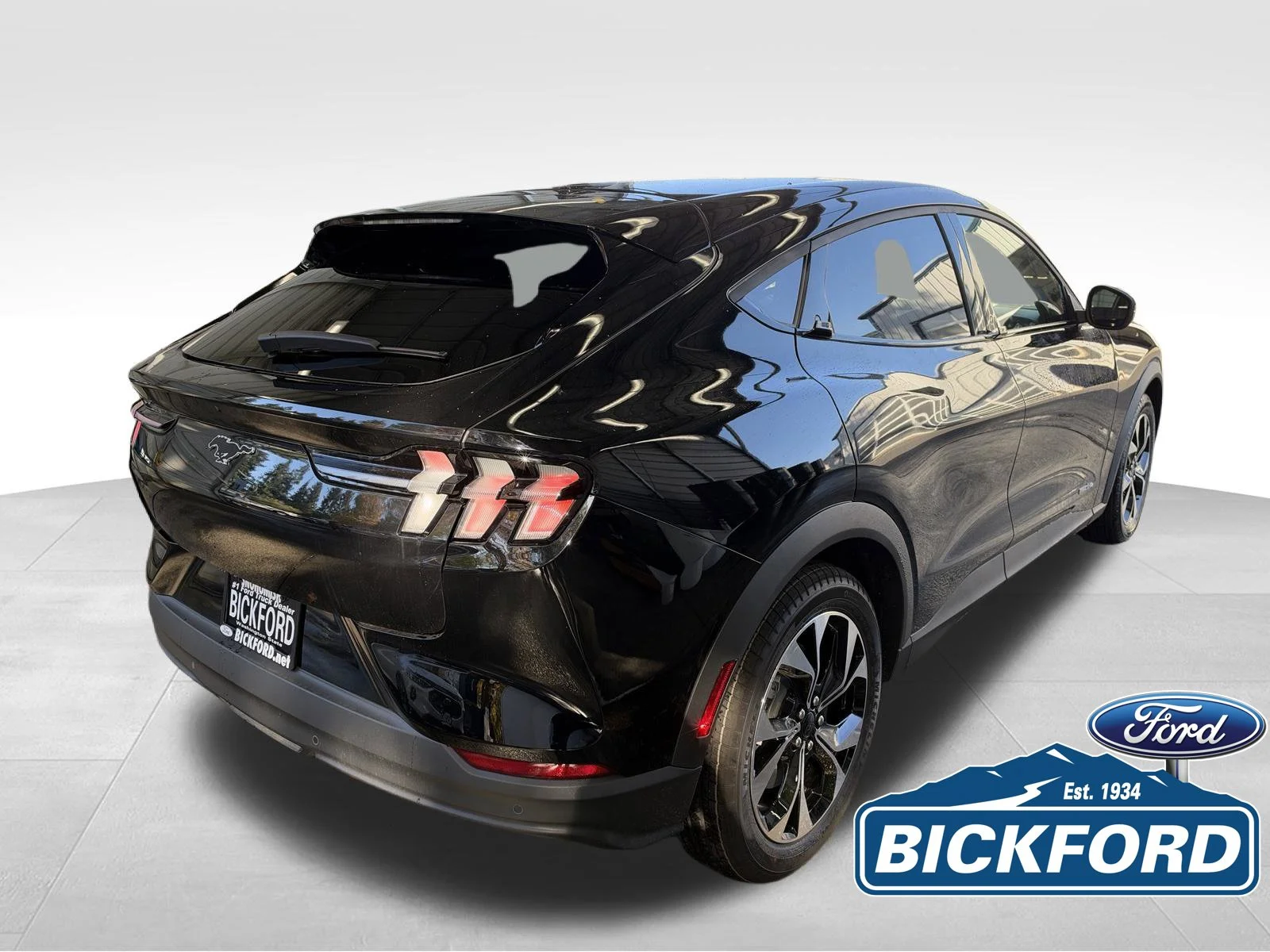 New 2026 Black Ford Select image 5
