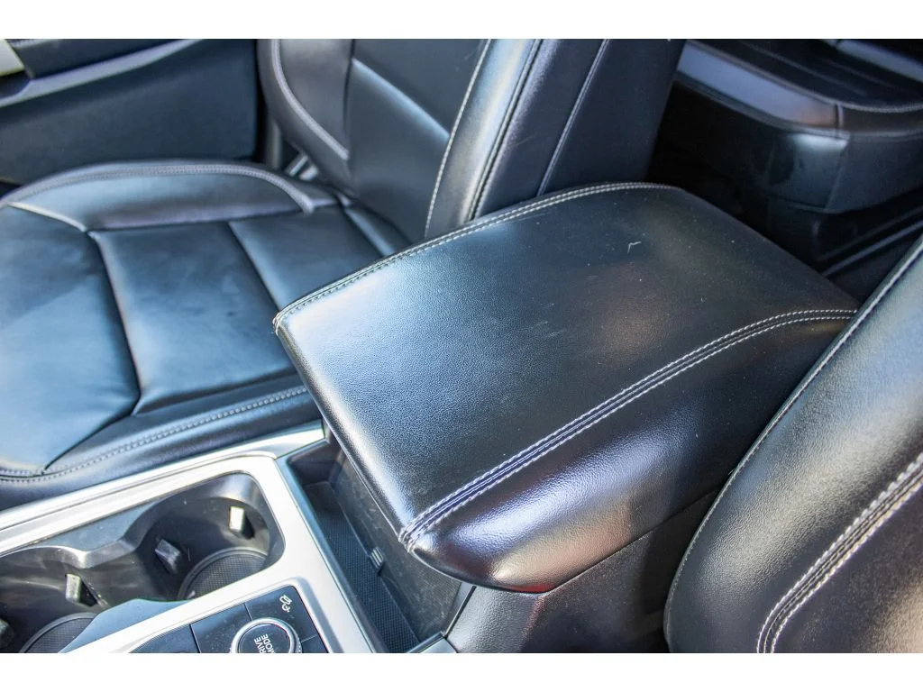 Used 2023 Oxford White Ford XLT image 34