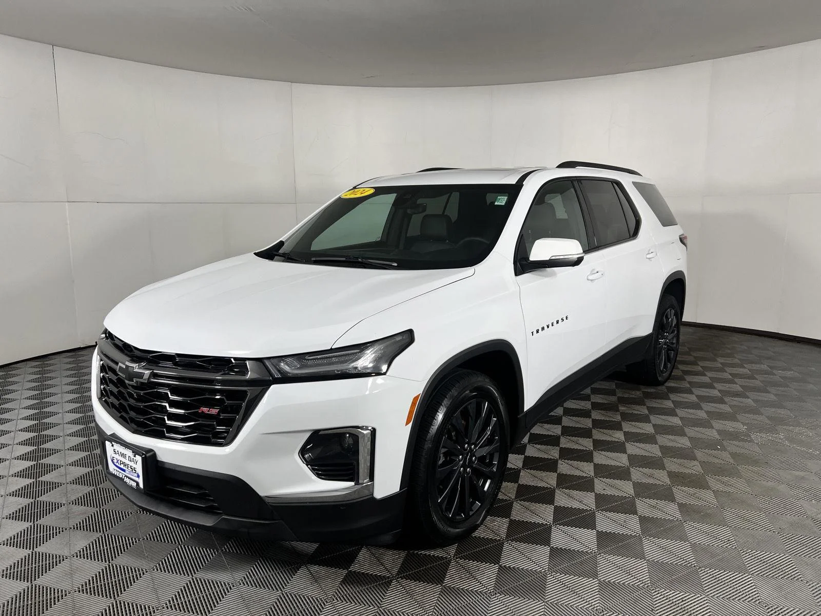 Used 2024 Summit White Chevrolet RS image 21