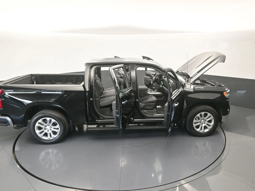 Used 2026 Black Chevrolet LTZ image 78
