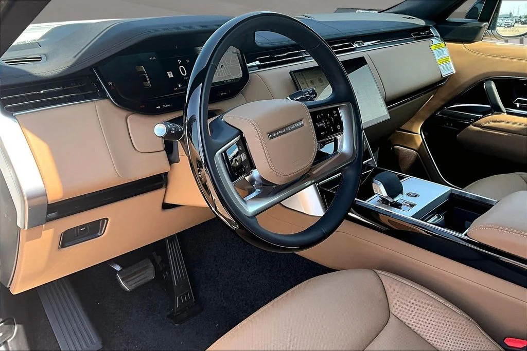 New 2026 White Land Rover SE image 6
