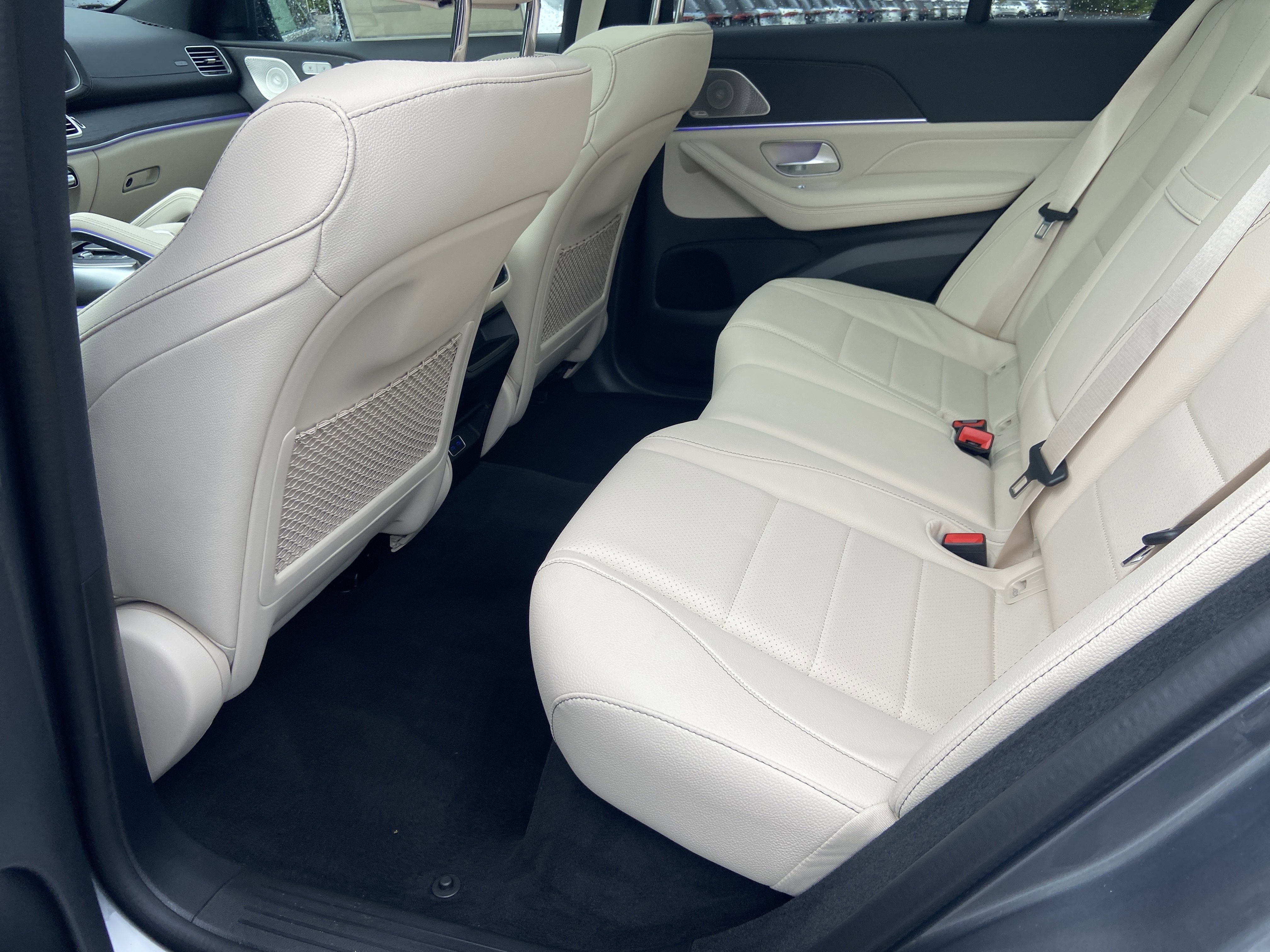 New 2026 Selenite Grey Metallic Mercedes-Benz GLE 450 4MATIC® SUV image 35