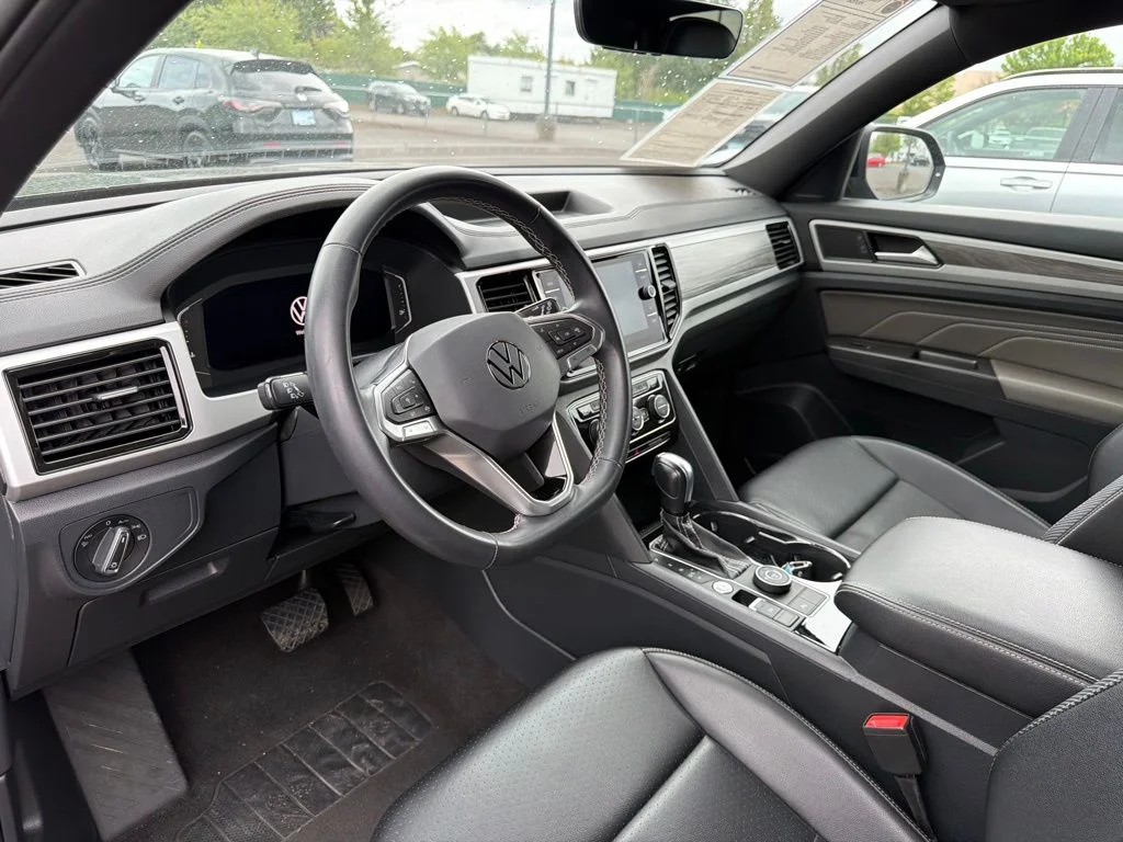 2022 Volkswagen Atlas Cross Sport SE w/Tech - Photo 17