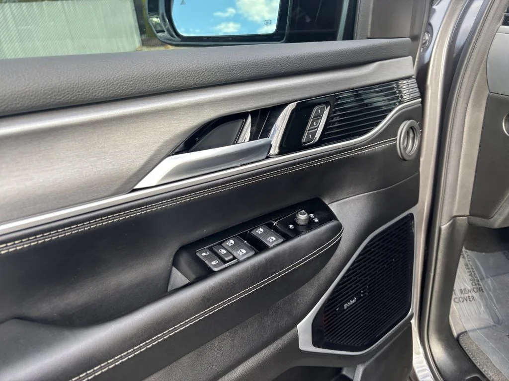 New 2026 Gray Jeep Limited Altitude image 11