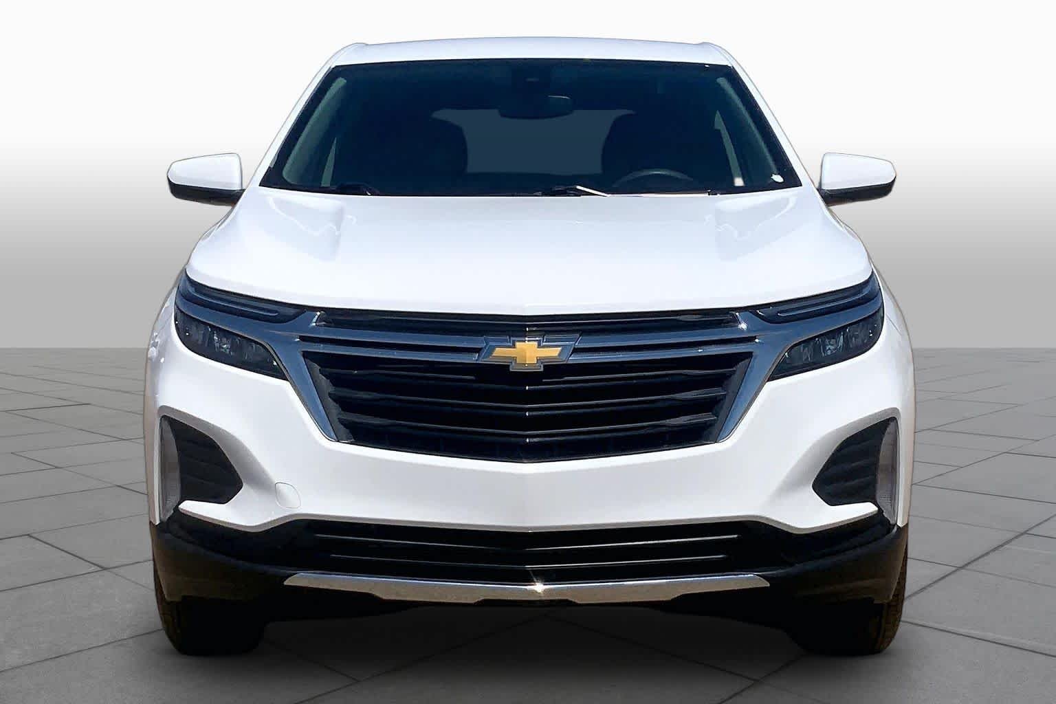 Used 2023 Summit White Chevrolet LT image 4