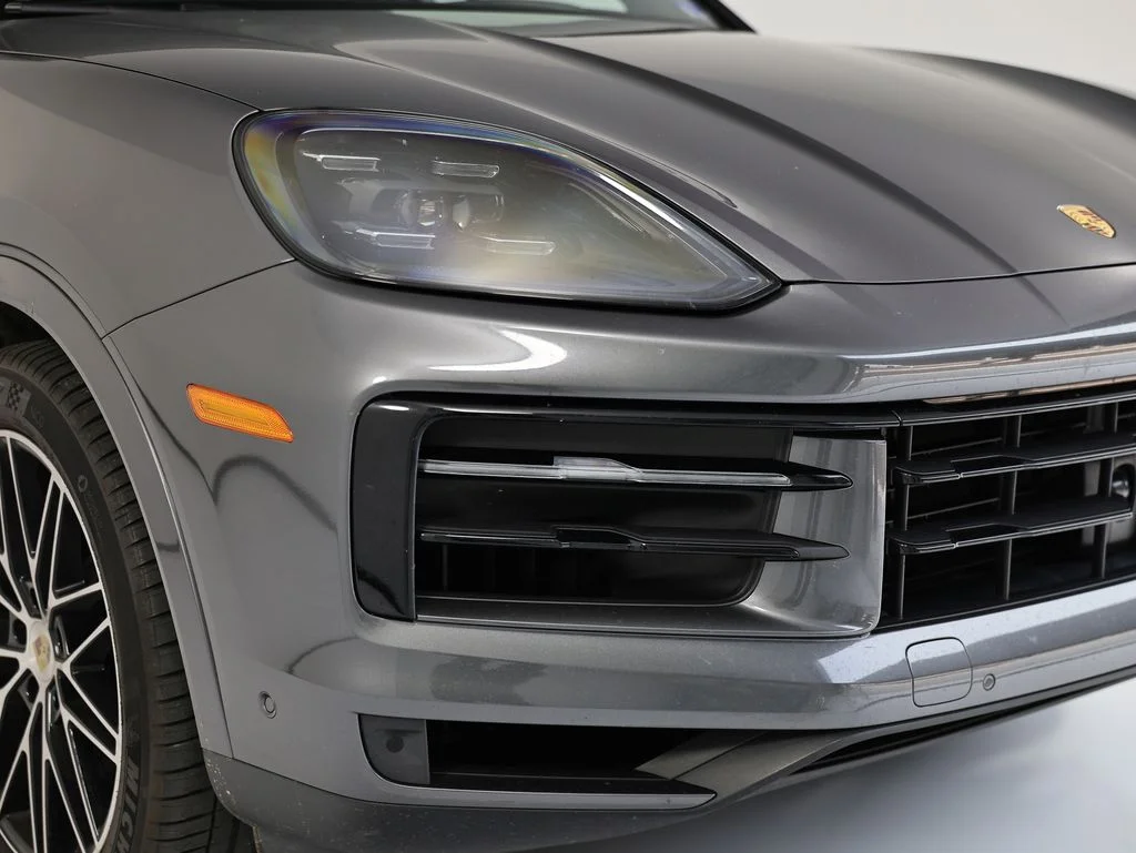 Used 2024 Gray Porsche  image 17
