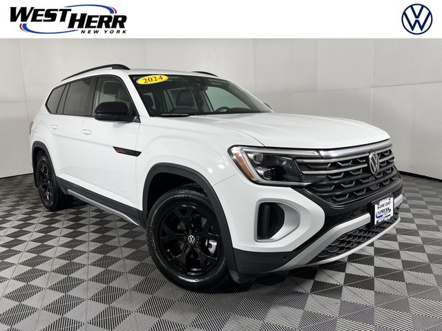 2024 Volkswagen Atlas 2.0T Peak Edition SE w/Technology