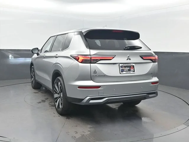 New 2026 Silver Mitsubishi SE 1.5T S-AWC image 33