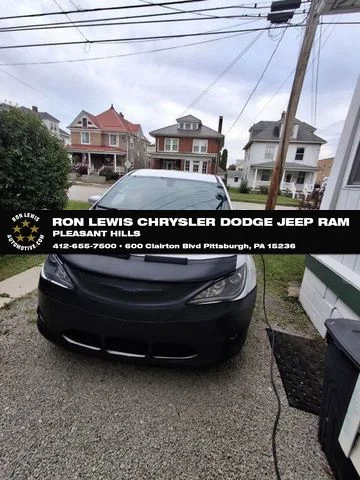 Used 2020 White Chrysler Touring image 1