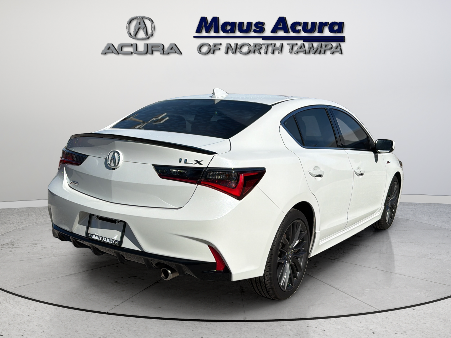 Used 2020 Platinum White Pearl Acura Premium and A-SPEC Packages image 10