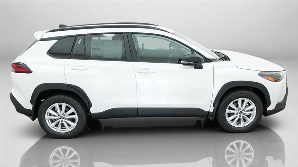 New 2026 Wind Chill Pearl Toyota LE image 7