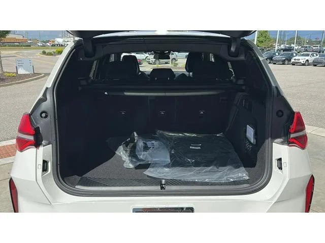 2026 BMW X3 30 - Photo 12