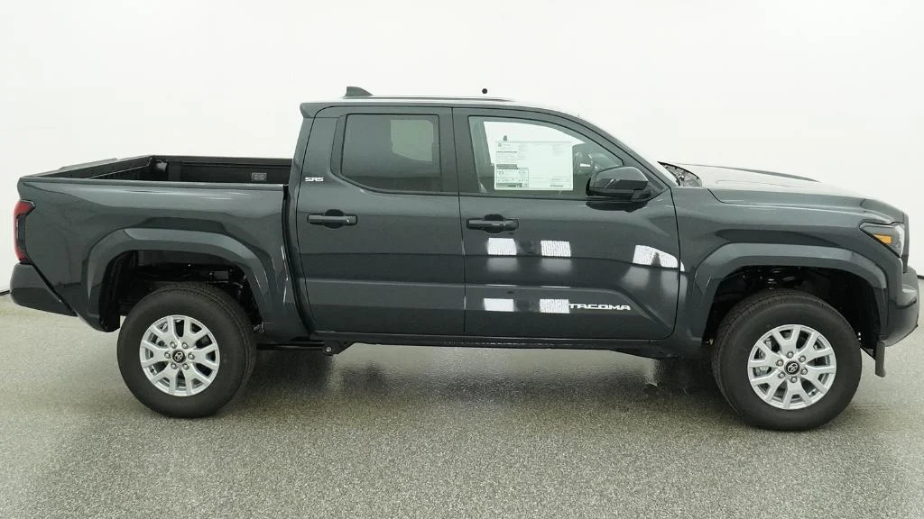 New 2026 Underground Toyota SR5 image 20