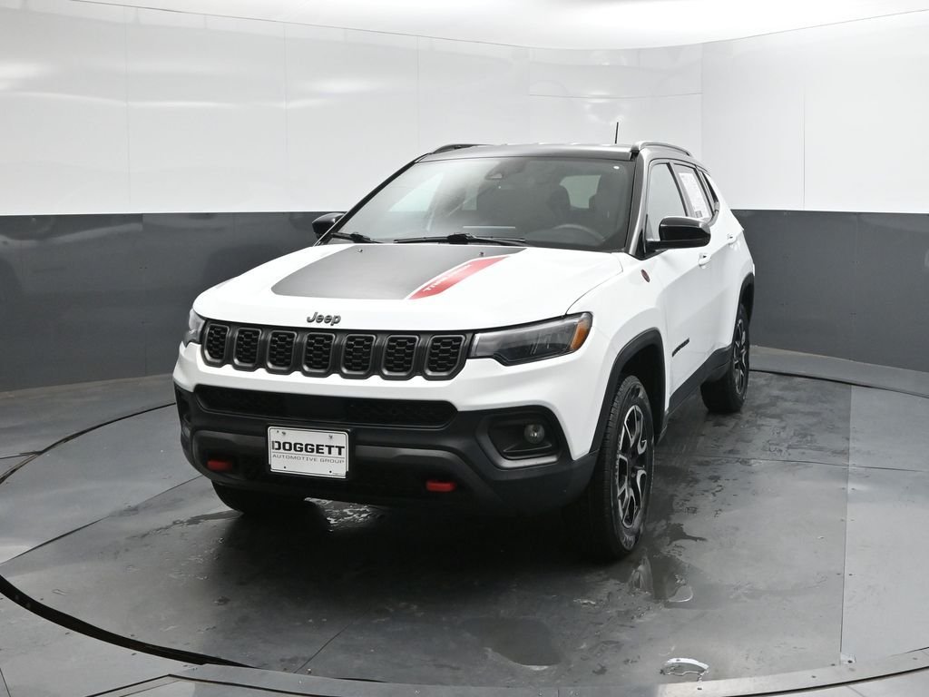 Used 2024 White Jeep Trailhawk image 22