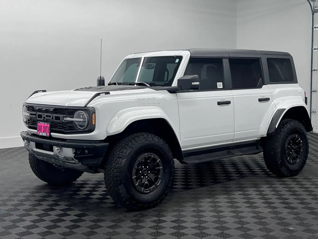 Used 2024 Oxford White Ford Raptor image 1