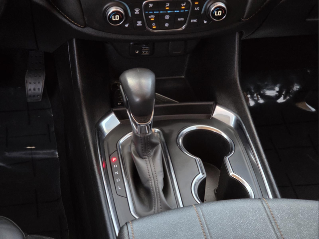 Used 2021 Gray Chevrolet RS image 11