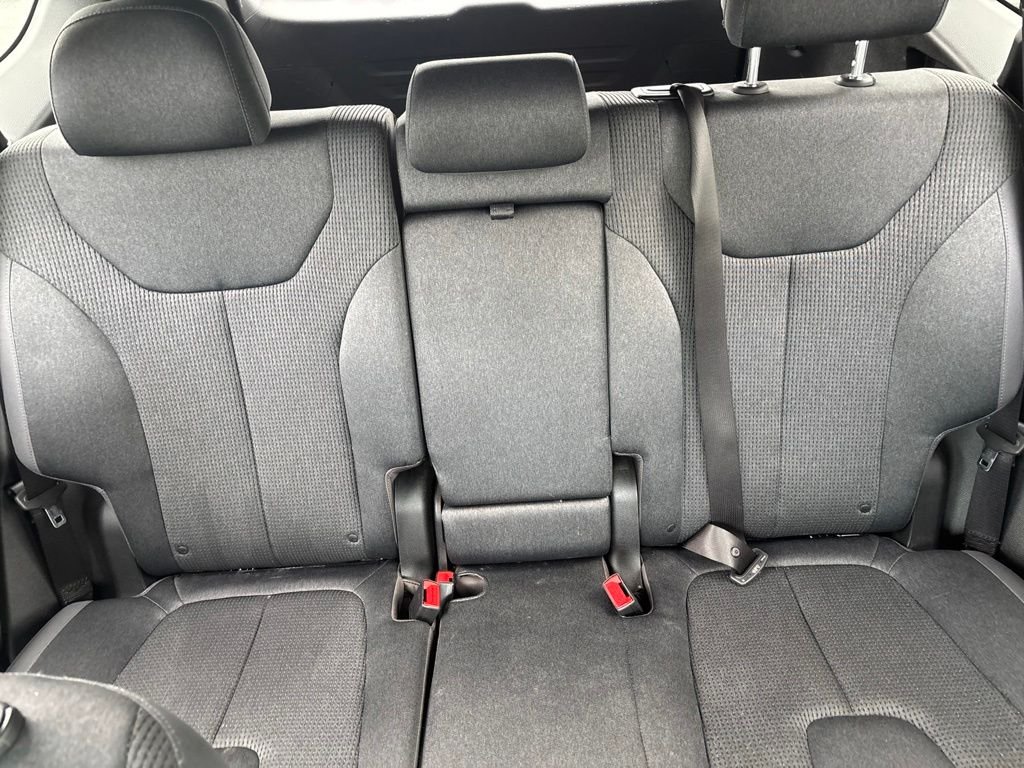 Used 2021 Black Hyundai SEL image 19