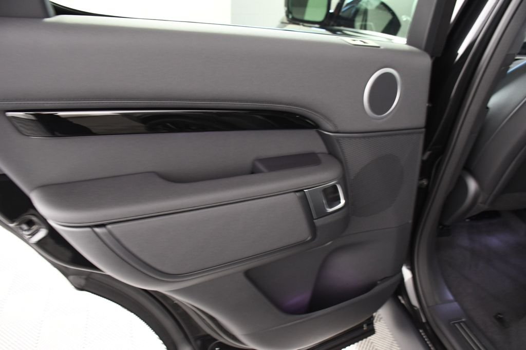 New 2026 Santorini Blk Land Rover S image 26