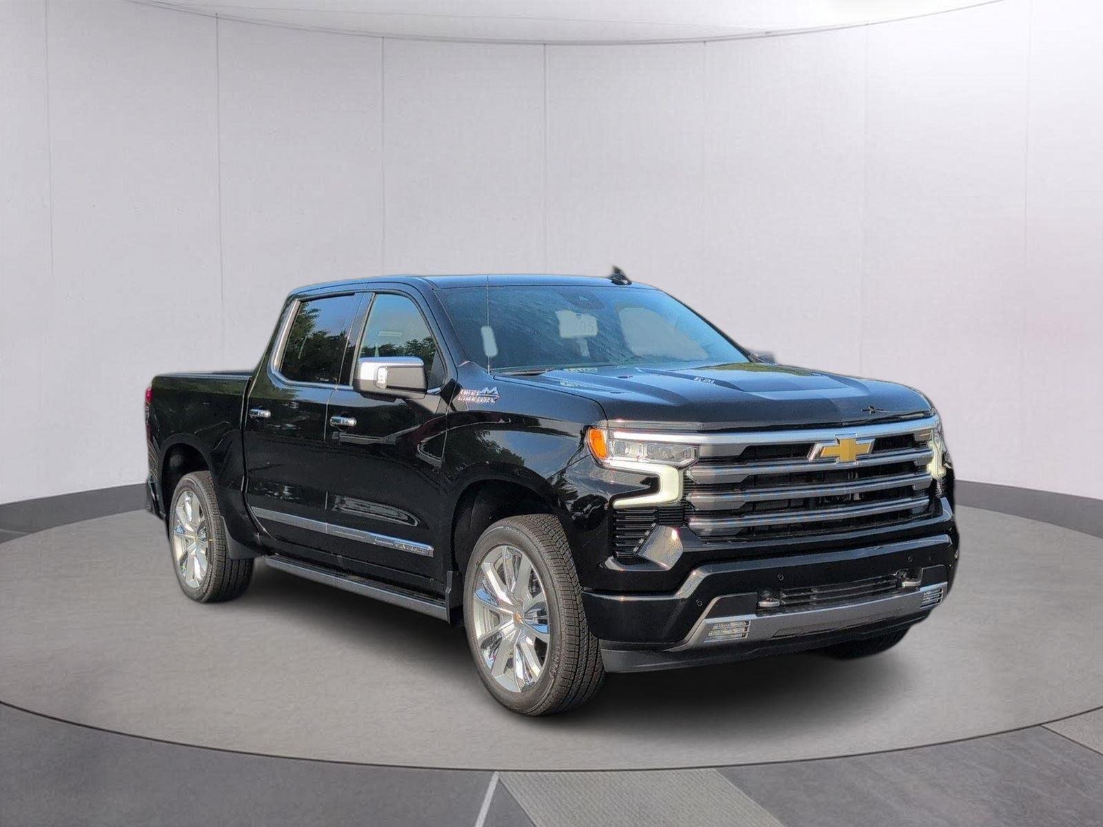 New 2026 Black Chevrolet High Country image 8