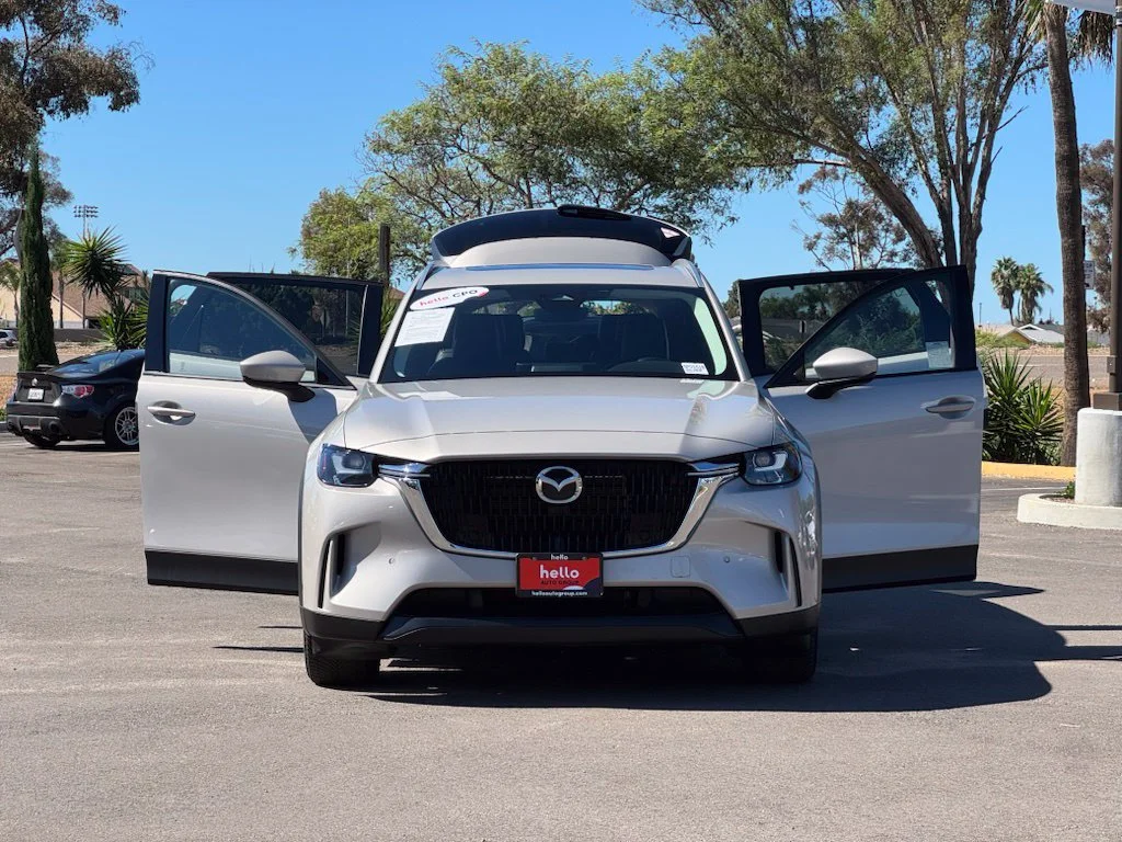 Certified Used 2025 Silver Mazda Preferred image 27