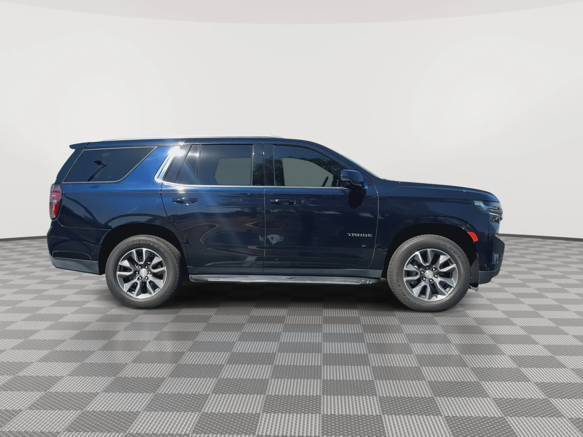 2022 Chevrolet Tahoe LT - Photo 9