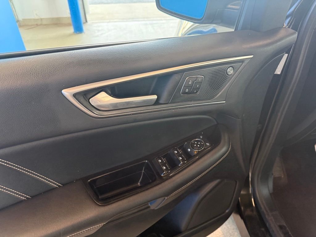 Used 2019 Black Ford ST image 16