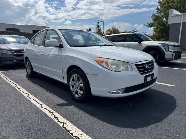 Used 2009 White Hyundai GLS image 7