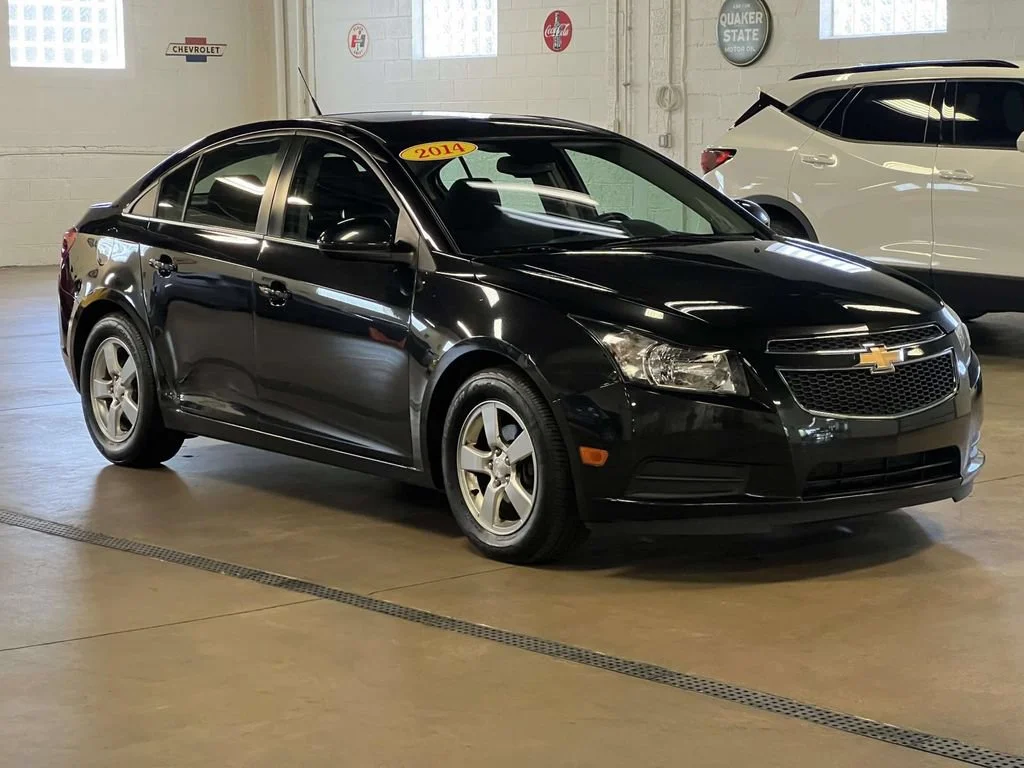 Used 2014 BLACK GRANITE METALLIC Chevrolet 1LT image 6