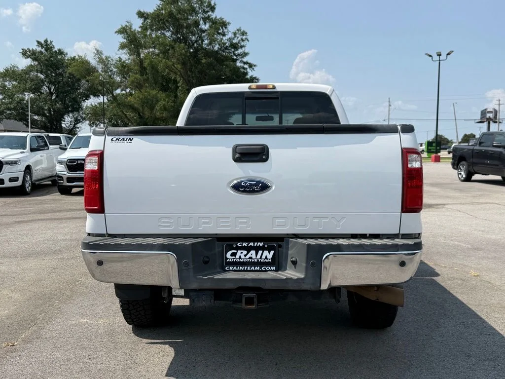 Used 2010  Ford  image 6