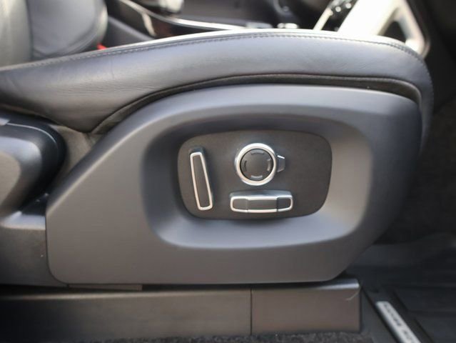 Used 2017 Gray Land Rover 5.0L V8 Supercharged image 10